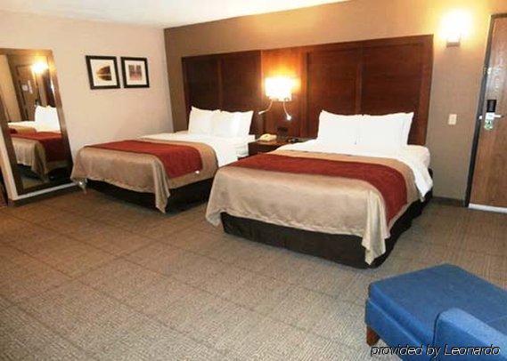 Quality Inn & Suites Boonville - Columbia Exterior foto